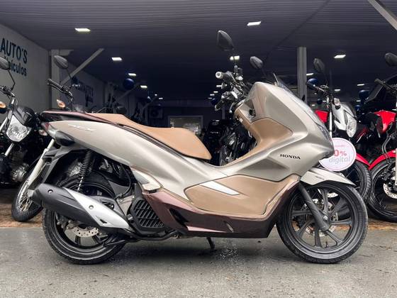 HONDA PCX DLX 